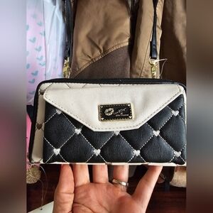 Bnwt Luv by Betsey Johnson wallet on chain/crossbody